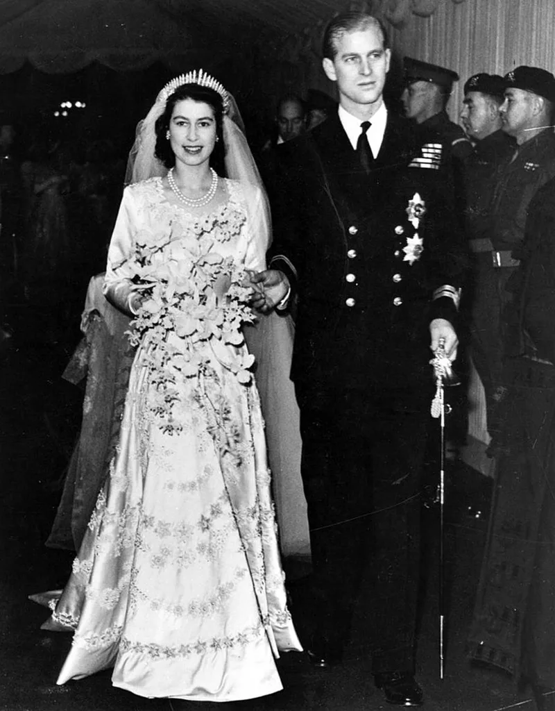 Queen Elizabeth's wedding dress