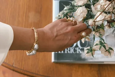 Forget Diamonds, Pearl Engagement Rings Are The Unconventional Bridal Trend Dominating 2020