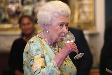 The Queen Has Just Released Her Own Gin And We Suspect It’s Top-Notch