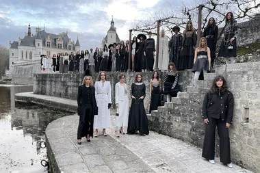 The Best Looks From The Chanel 2020/21 Métiers D’Art Collection