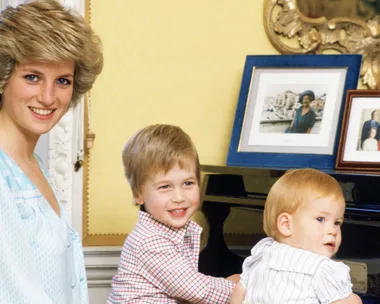 A Young Prince William Helps Princess Diana With Her Makeup In Sweet Rediscovered Video