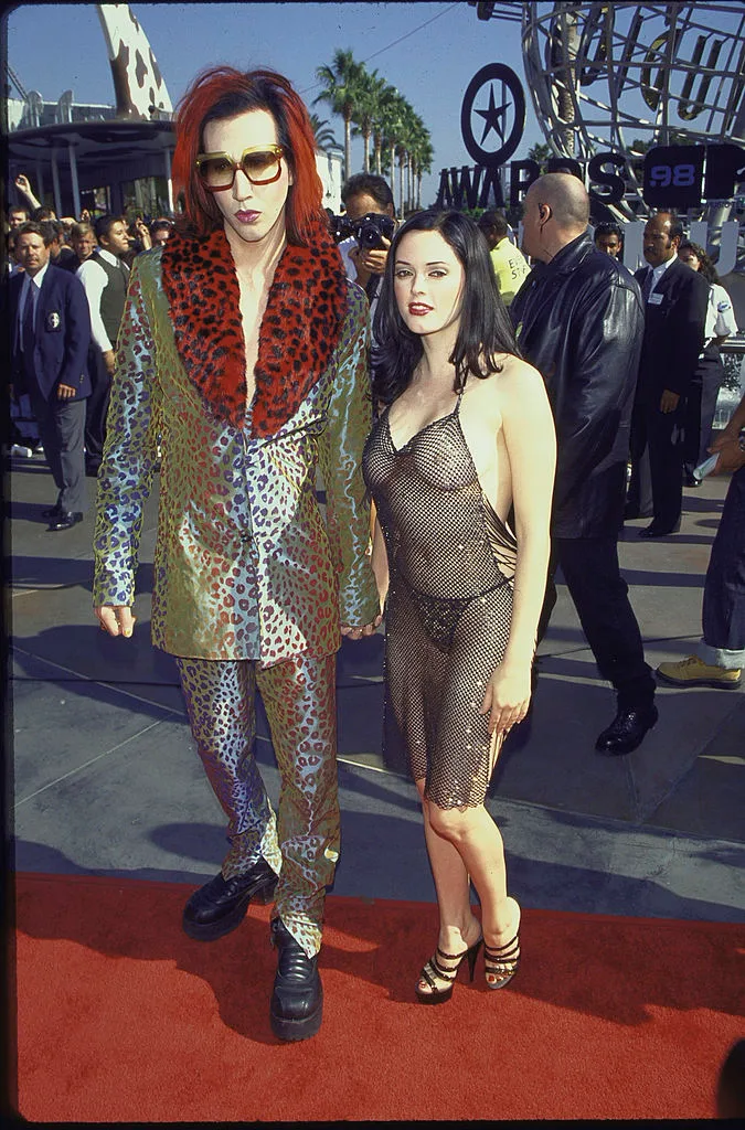 Rose McGowan (1999)