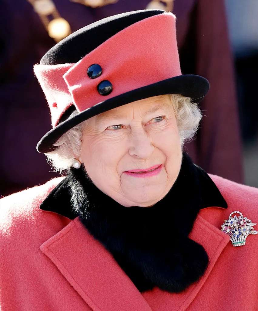 Queen Elizabeth's Brooches