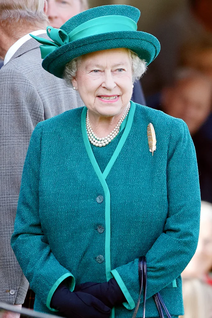 Queen Elizabeth's Brooches