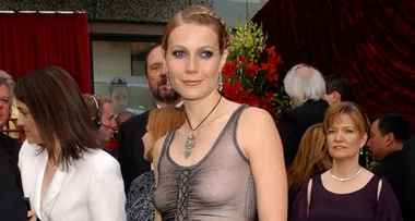 The Most Controversial Red Carpet Dresses From The Early 2000s