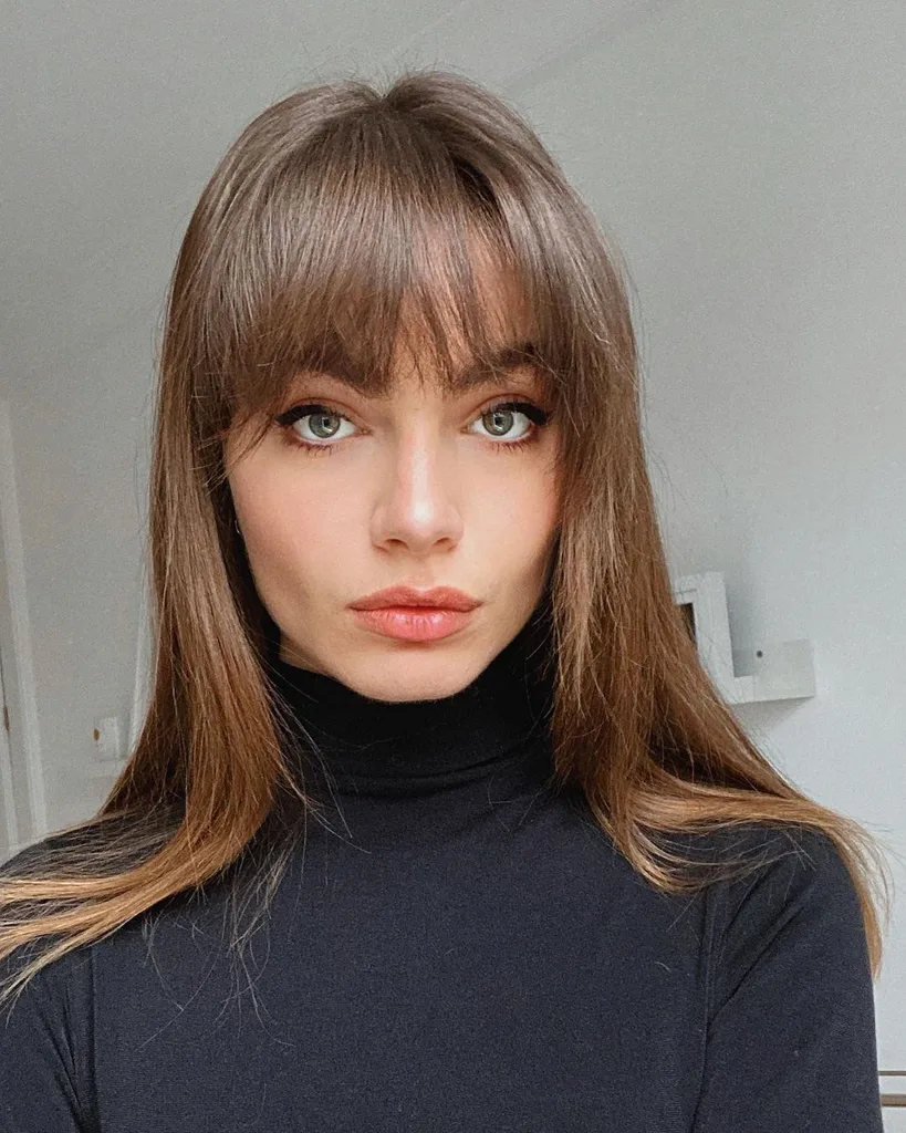 French girl fringe