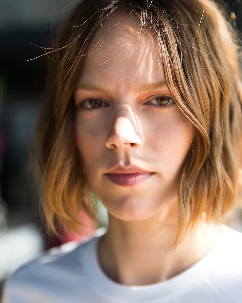 asymmetrical bob haircut