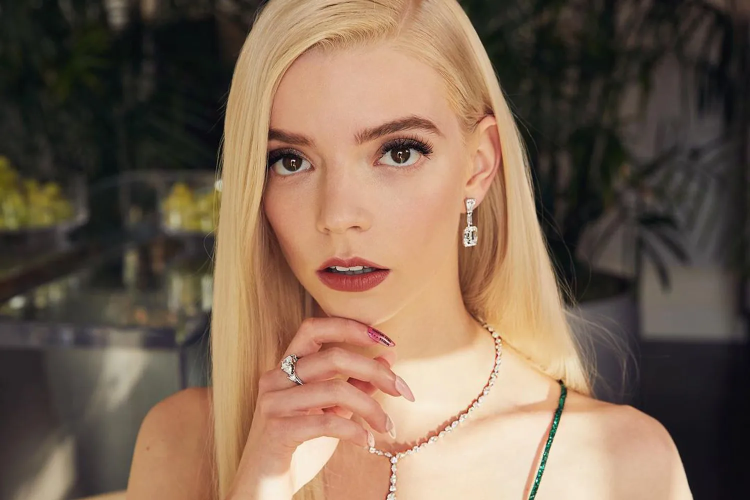 Anya Taylor-Joy Wore Dior Haute Couture To The 2021 Golden Globes Anya Taylor-Joy Wore Dior Haute Couture To The 2021 Golden Globes