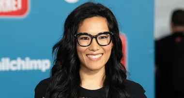 Get In Line, Ali Wong And Steven Yeun Have Teamed Up To Star In New Dramedy Series