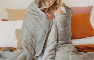 The Best Weighted Blankets To Buy For A Truly Soothing Winter