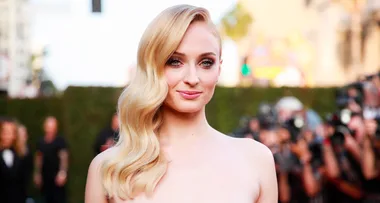 Sophie Turner To Star Alongside Toni Collette And Colin Firth In True Crime Adaptation Of ‘The Staircase’