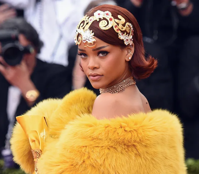 Rihanna-met-gala