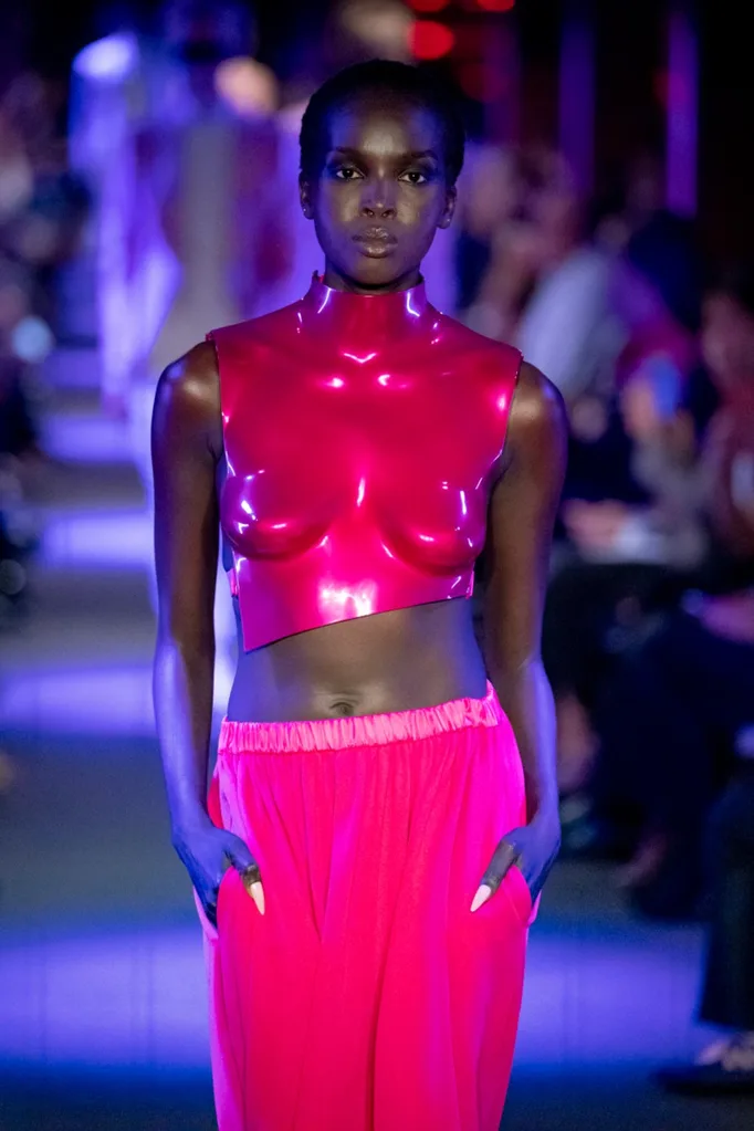 Tom-Ford-2020-Runway