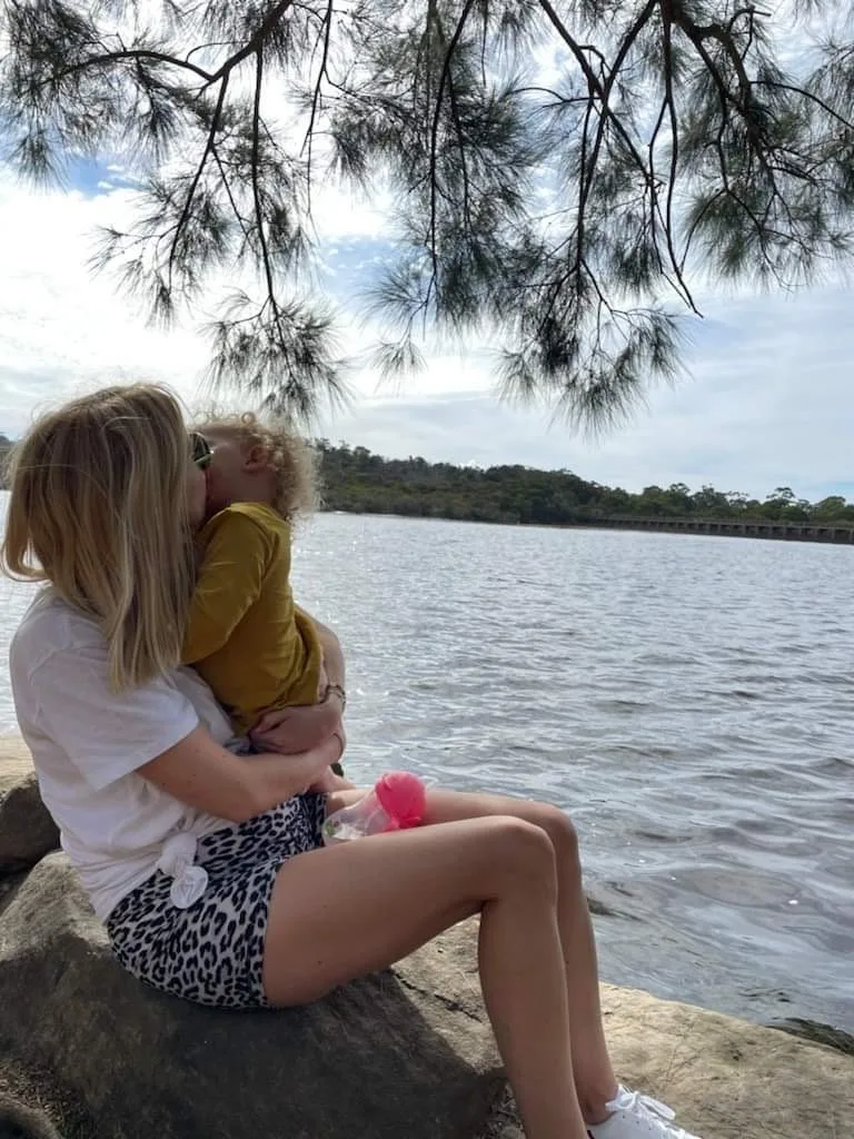 pregnancy-mother-daughter