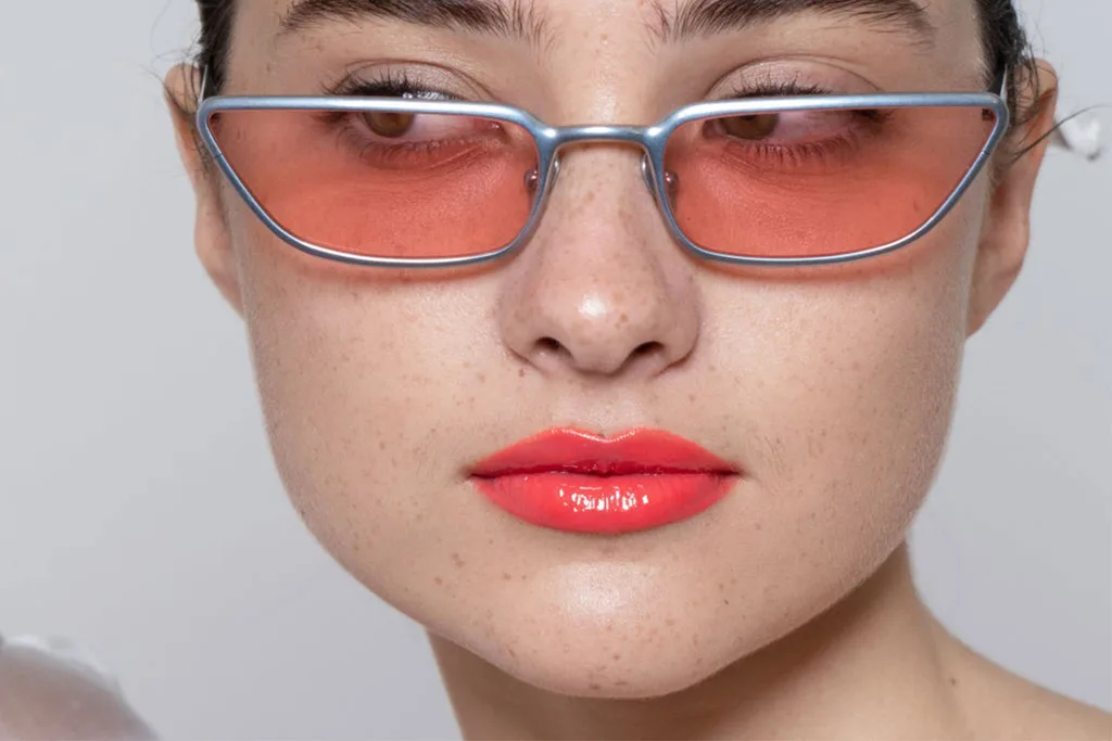 Giambattista Valli Spring Summer 2022 backstage beauty glossy lips