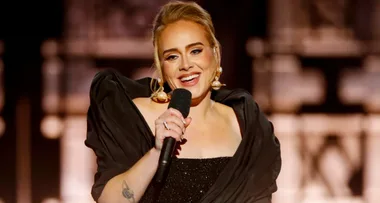 Turns Out, Adele’s Saturn Earrings And Matching Planet Tattoo Have A Personal Astrological Backstory