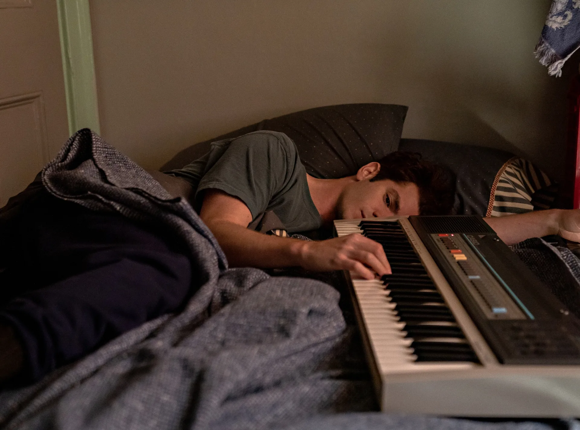 The Tragic True Story Of Jonathan Larson From Netflix Musical 'Tick ...