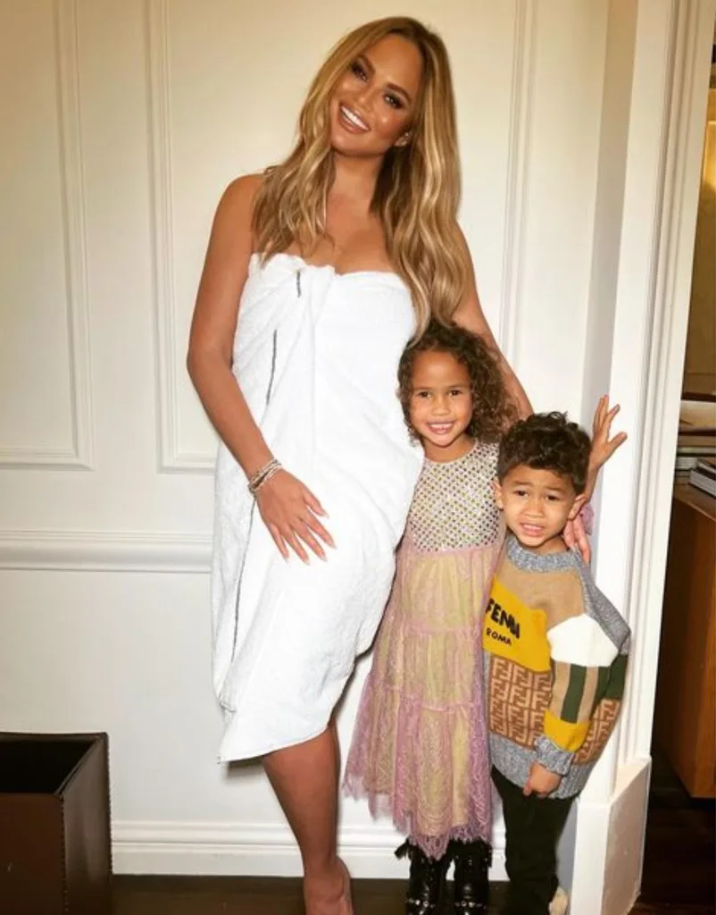 chrissy-teigen-kids