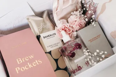 12 Bridesmaid Box Ideas, Because Your Bridal Party Deserve A Proposal Too