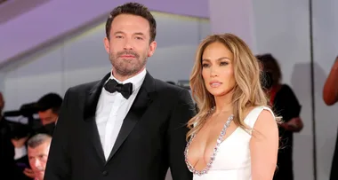 There’s A Hidden Meaning To Jennifer Lopez’s Engagement Ring From Ben Affleck