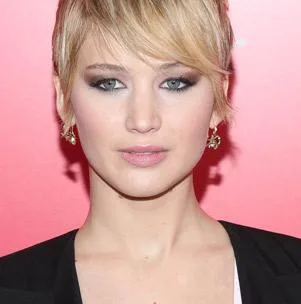 Jennifer Lawrence pixie cut