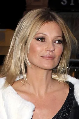 Kate Moss hits 40