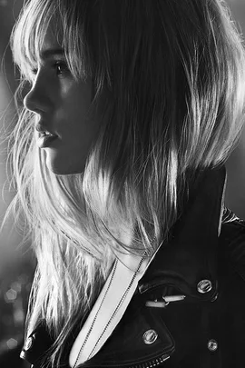 Suki Waterhouse for Burberry Brit Rhythm