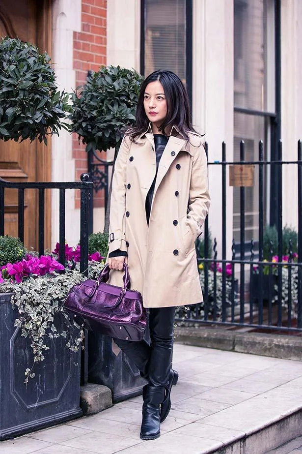 Stars in Burberry Trenches Fashion Trends and Highlights ELLE