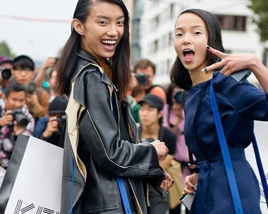 Street style, how to shop sales like a pro