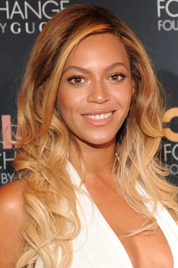 Beyonce with side part