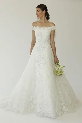 Amal Alamuddin Oscar de la Renta wedding dress