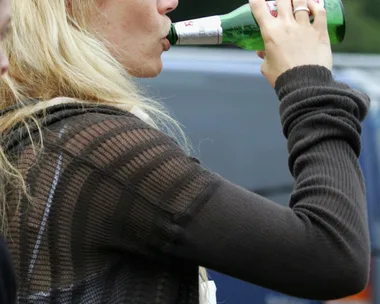 Gwyneth Paltrow drinking