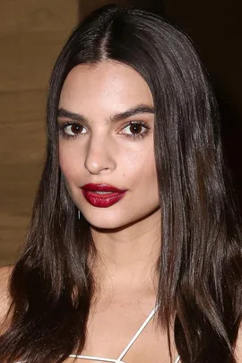 Emily Ratajkowski