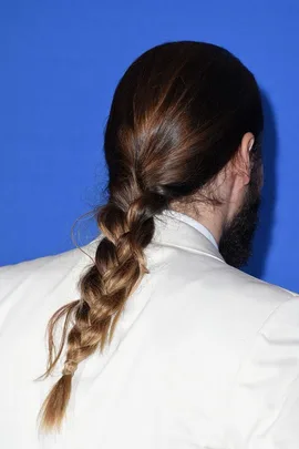 Jared Leto man braid golden globes 2015