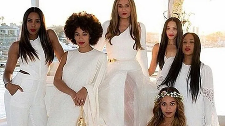 Tina Knowles' wedding shot