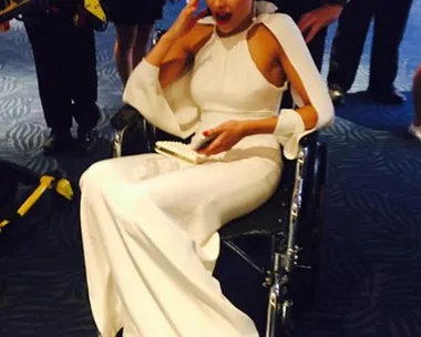 Olivia Culpo Collapses At The Emmys