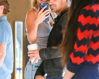 Some Of The Times Gigi And Joe Have Been Super Cute Together