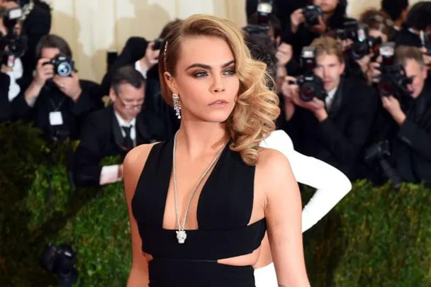 Cara Delevingne: I Refuse To Let The Paparazzi Treat Us Like Animals