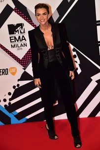 Red Carpet At The MTV EMAS