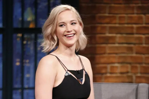 Jennifer Lawrence Says Shooting Sex Scenes With Your Boyfriend Chris Pratt Was Super Awkward