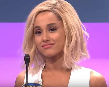 Ariana Grande as Jennifer Lawrence on SNL.