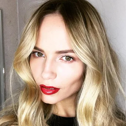 Natasha Poly beauty Instagram