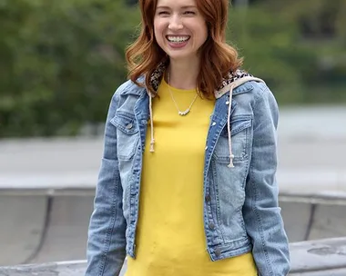 Ellie Kemper.