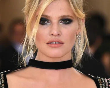 Lara Stone