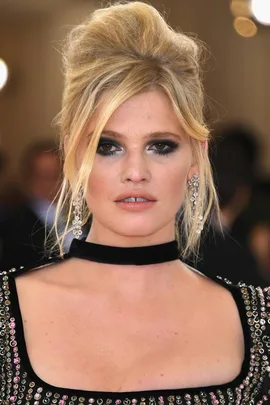 Lara Stone