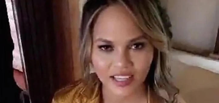 Chrissy Teigen fake baby prank Snapchat