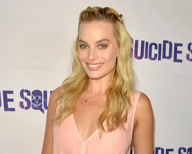 Margot Robbie on Red Carpet in Pink Jumpsuit