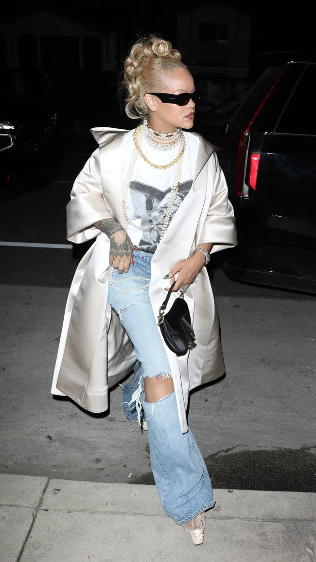 rihanna-blonde