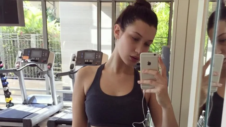 Bella Hadid iPhone Selfie