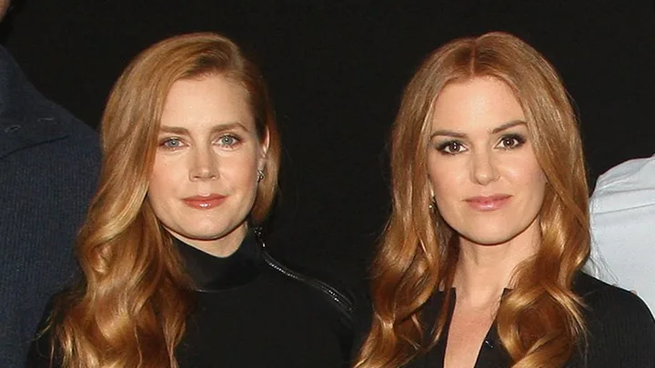 Amy Adams and Isla Fisher